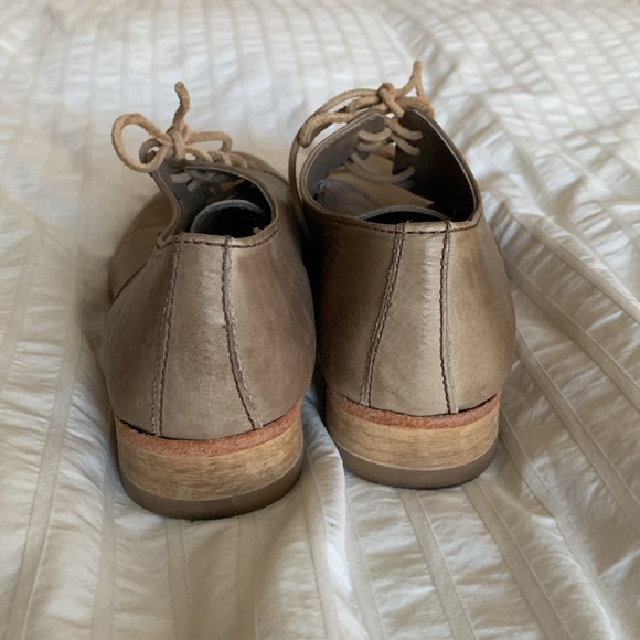 **SOLD** Gravity Pope Leather Lace Ups - Picture 4 of 8